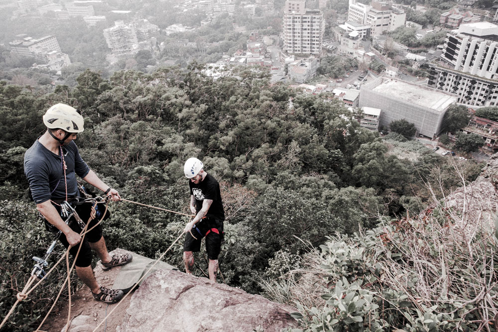 Learning how to abseil