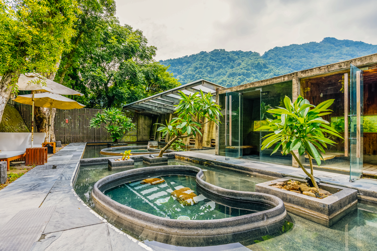 Male nude hot-spring bathing area